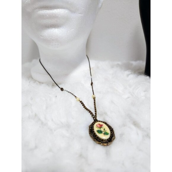 Vintage Filagree Floral Cameo Necklace Victorian Style Boho Jewelry Oval Framed - Picture 8 of 10